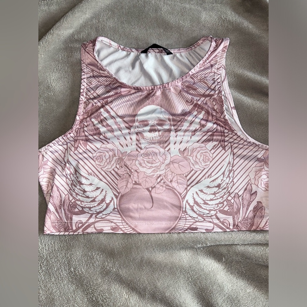 SHEIN Light Pink Graphic Crop Tank